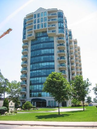 Pinnacle Condominium - Front